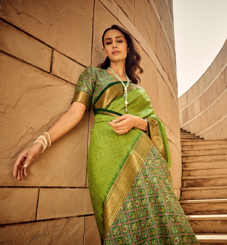 Green Handloom Silk Patola Printed Saree with Blouse