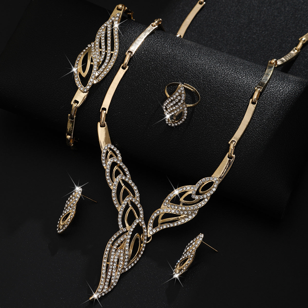 Factory Supply Direct Sales European And American Hot Selling Women's Alloy Rhinestone Necklace Jewelry Set Bridal Wedding Banquet Jewelry