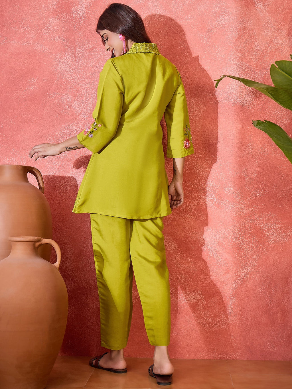 Green Silk Embroidered Kaftan Kurta Set - Elegant Ethnic Wear