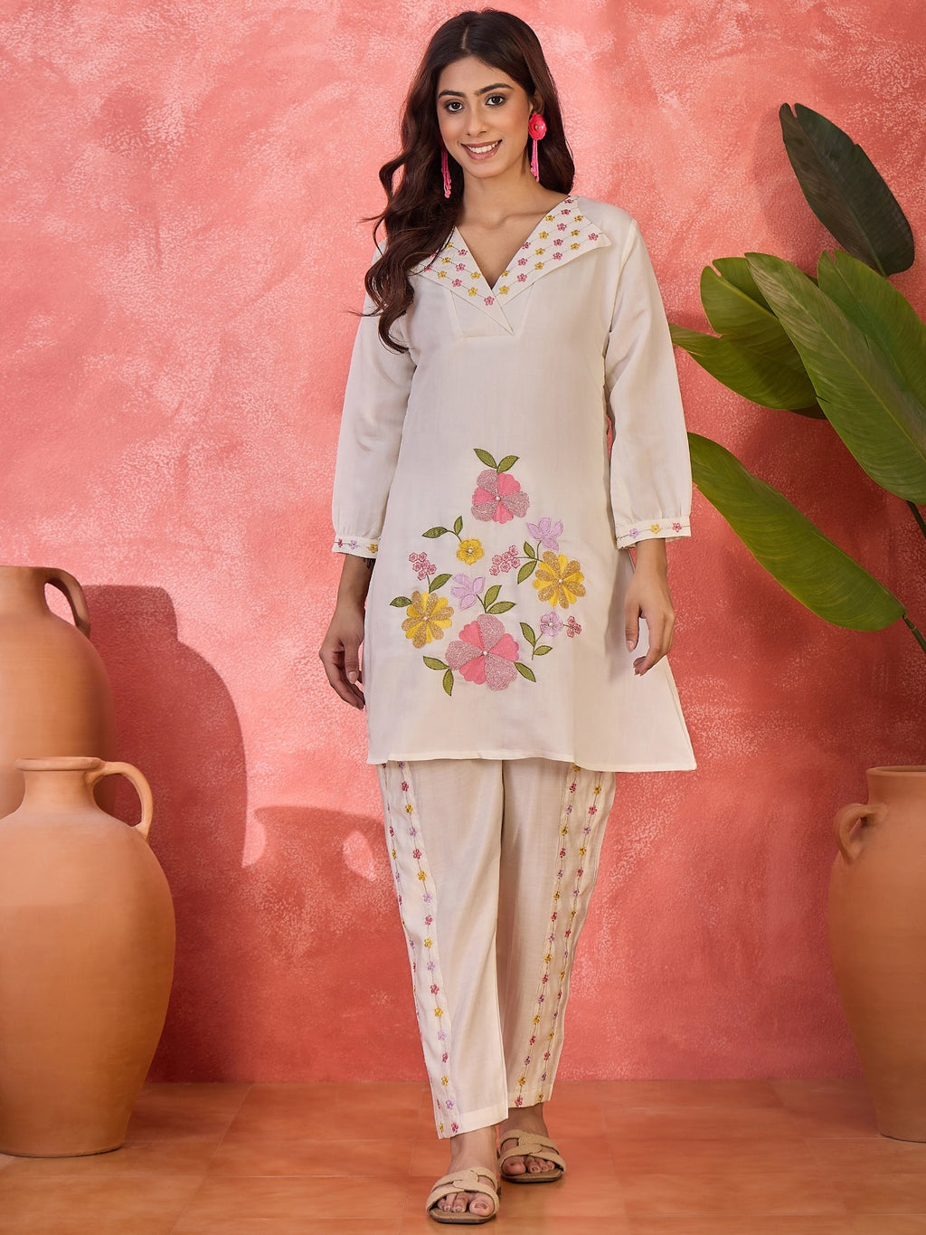 Off White silk kaftan-style kurta set with intricate embroidery