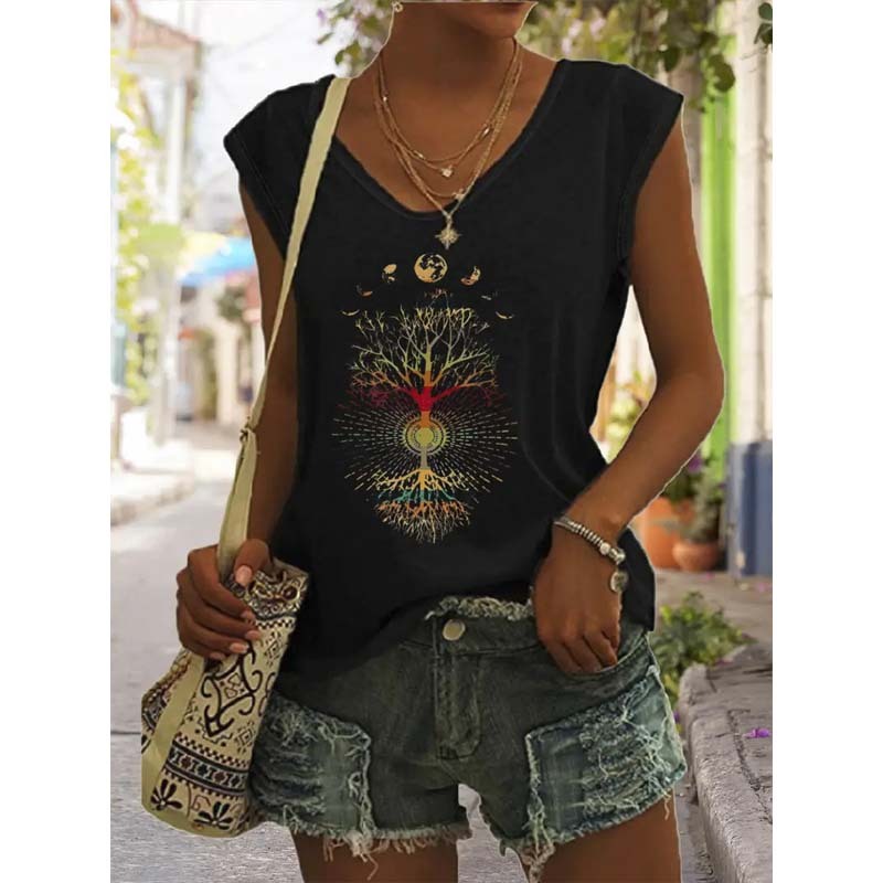 Women's Bohemian Moon & Tree Graphic Tee in Black