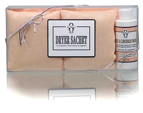 Le Blanc White Flowers Dryer Sachet pack with floral motif