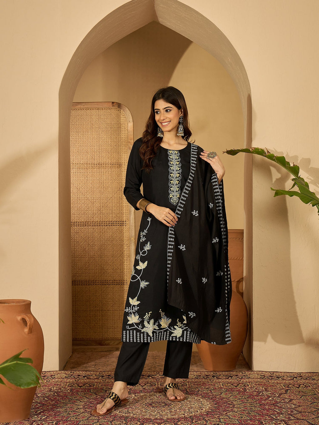 Black Silk Embroidered Kurta Set with Intricate Neckline Detail