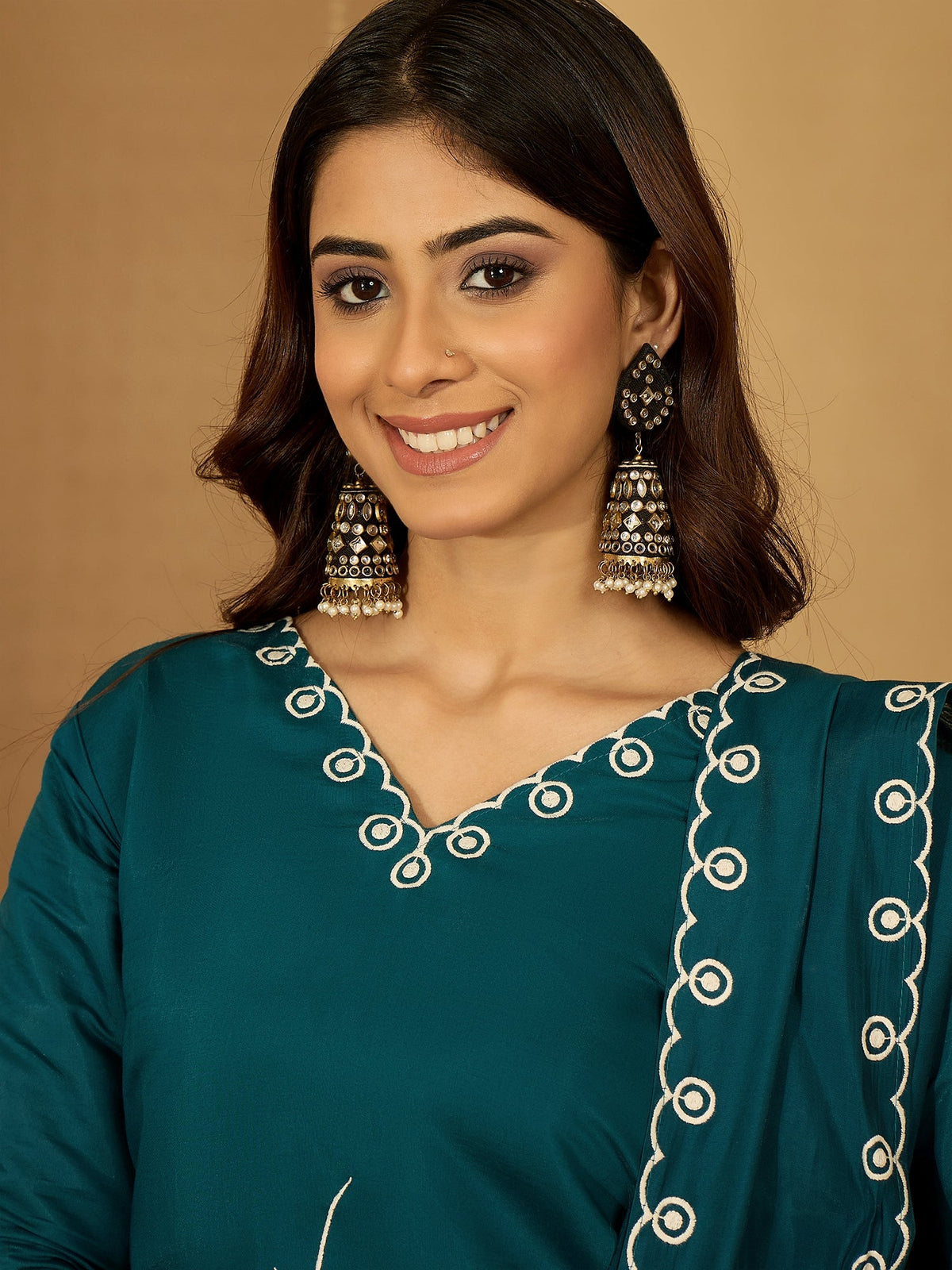 Teal Silk Embroidered Kurta Set with Elegant Neckline Detail