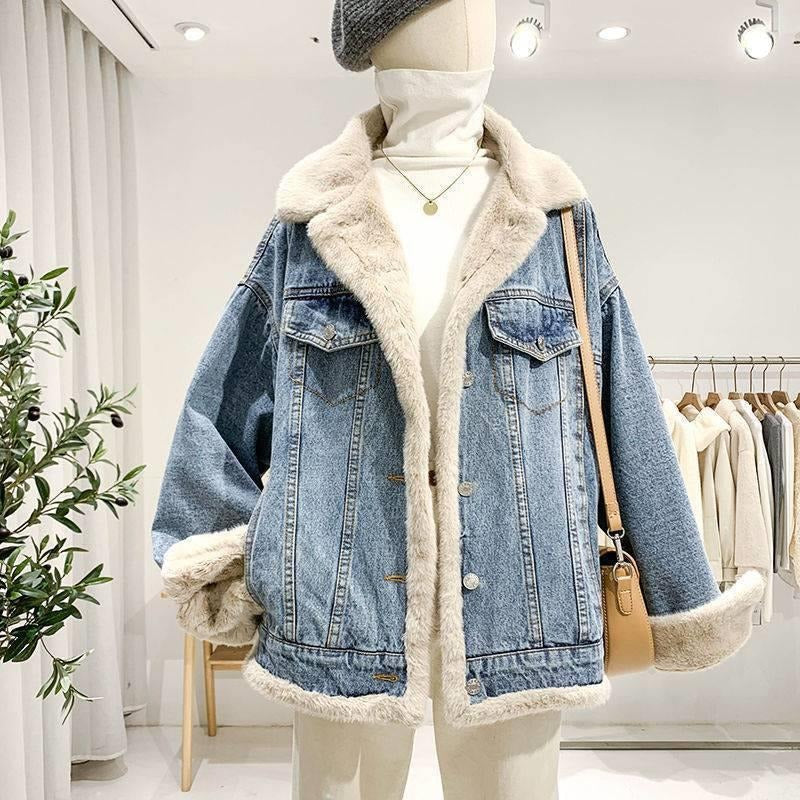 Reversible Women's Denim Jacket with Lambswool Faux Fur Lining - Image 4