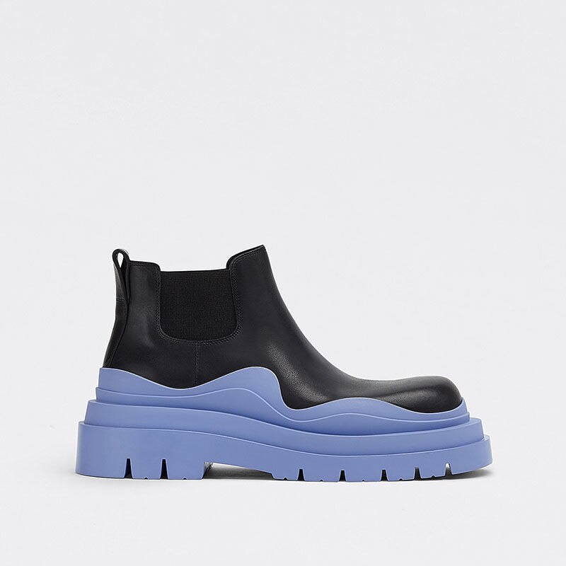 Women's Black Mid-Calf Platform Boots with Chunky Contrast Sole - Image 6