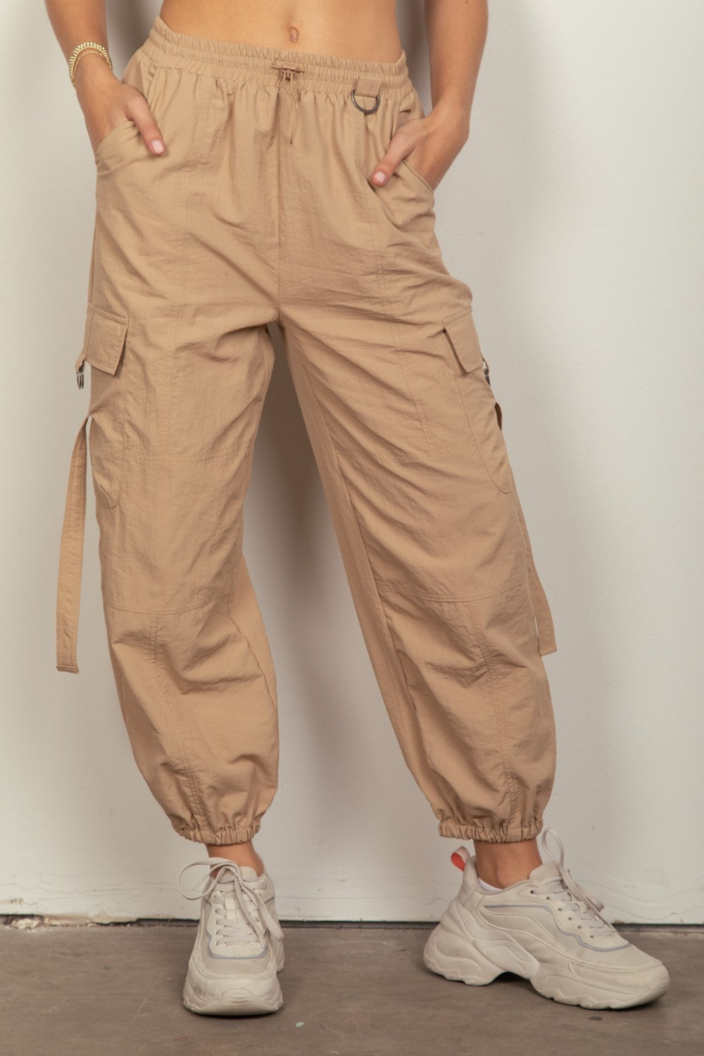 Elastic Waist Woven Cargo Pants in Tan Utility Style