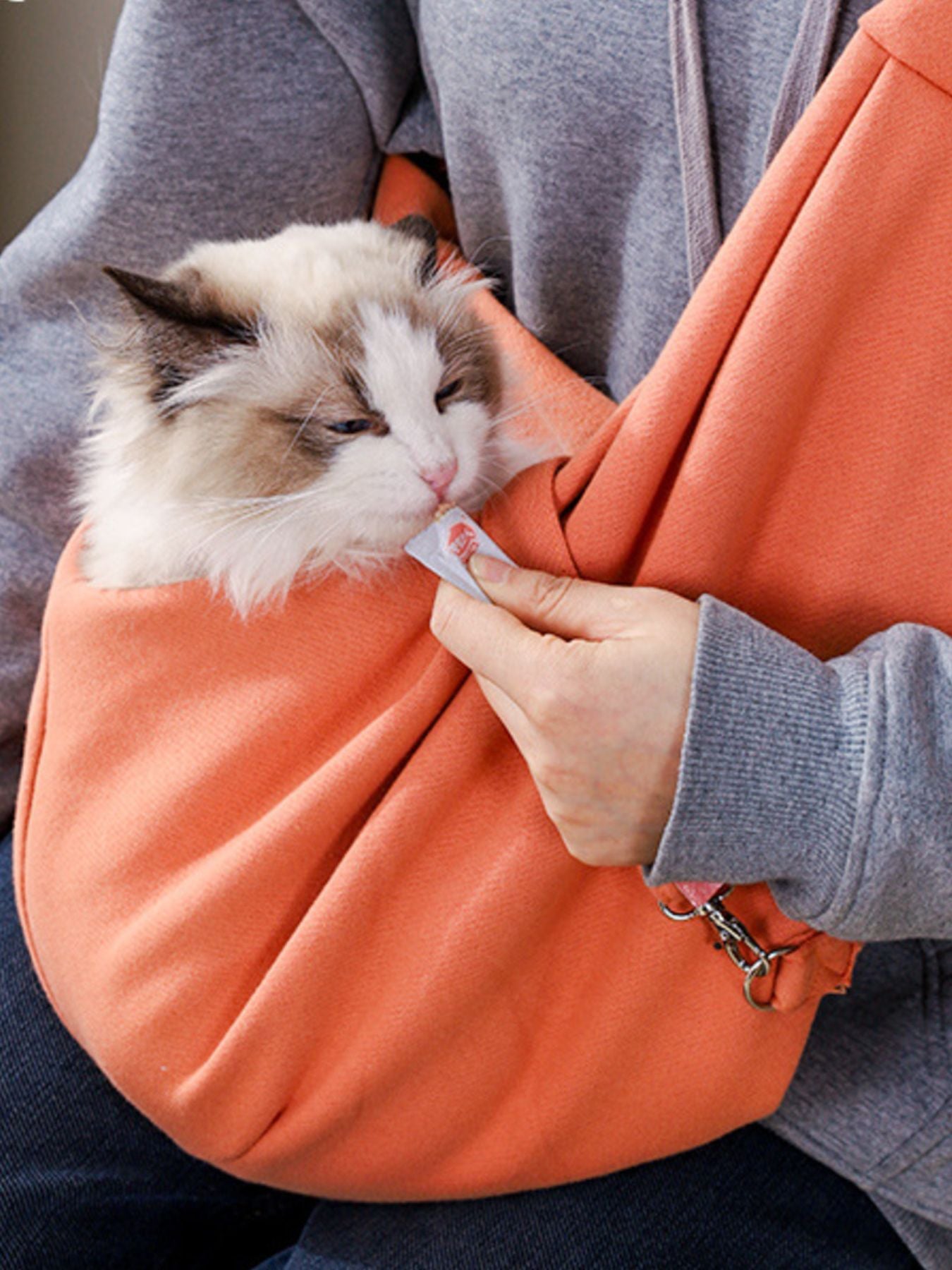 53aad9c1-5498-4875-8eb1-d587feb7a4d4-Max