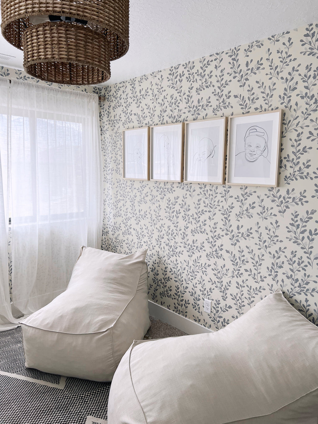 Briar Wallpaper - Botanical Removable Self-Adhesive Decor