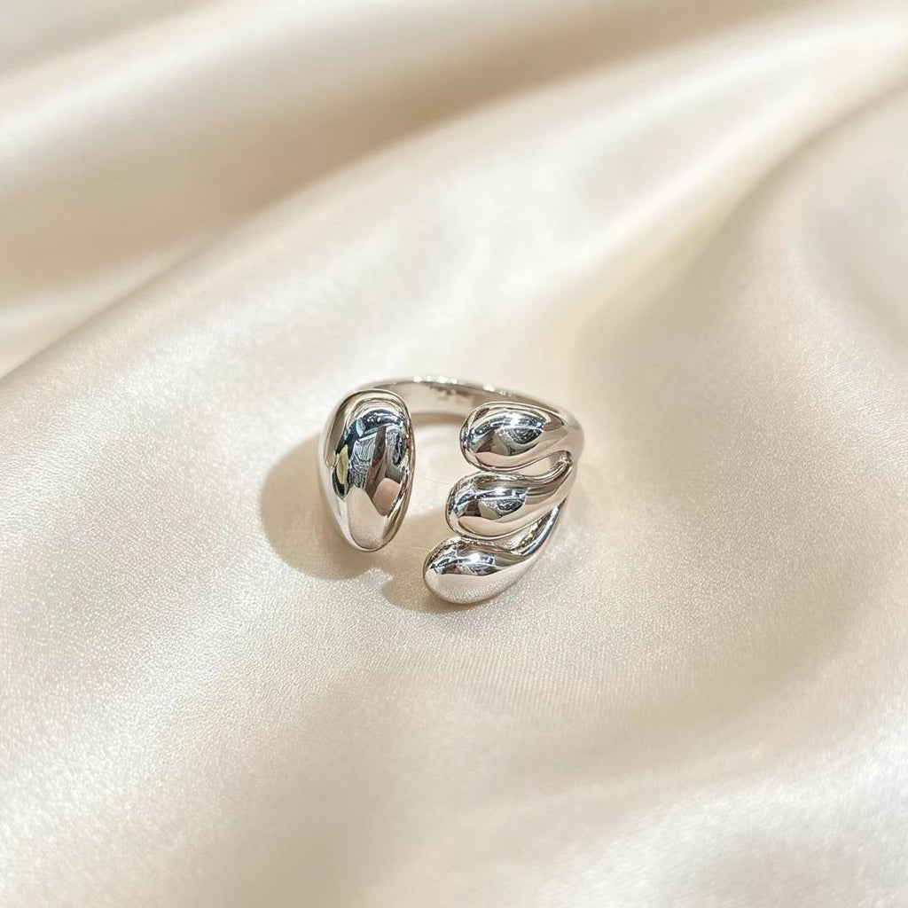 Geometric Silver Open-Ring Handcrafted Light-Luxury Design