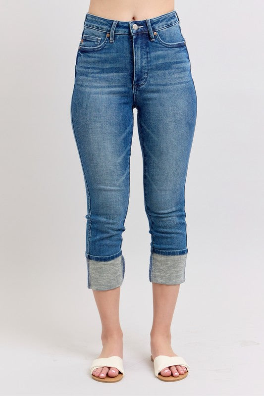 Judy Blue Skinny Cuff Capris Jeans with Pockets