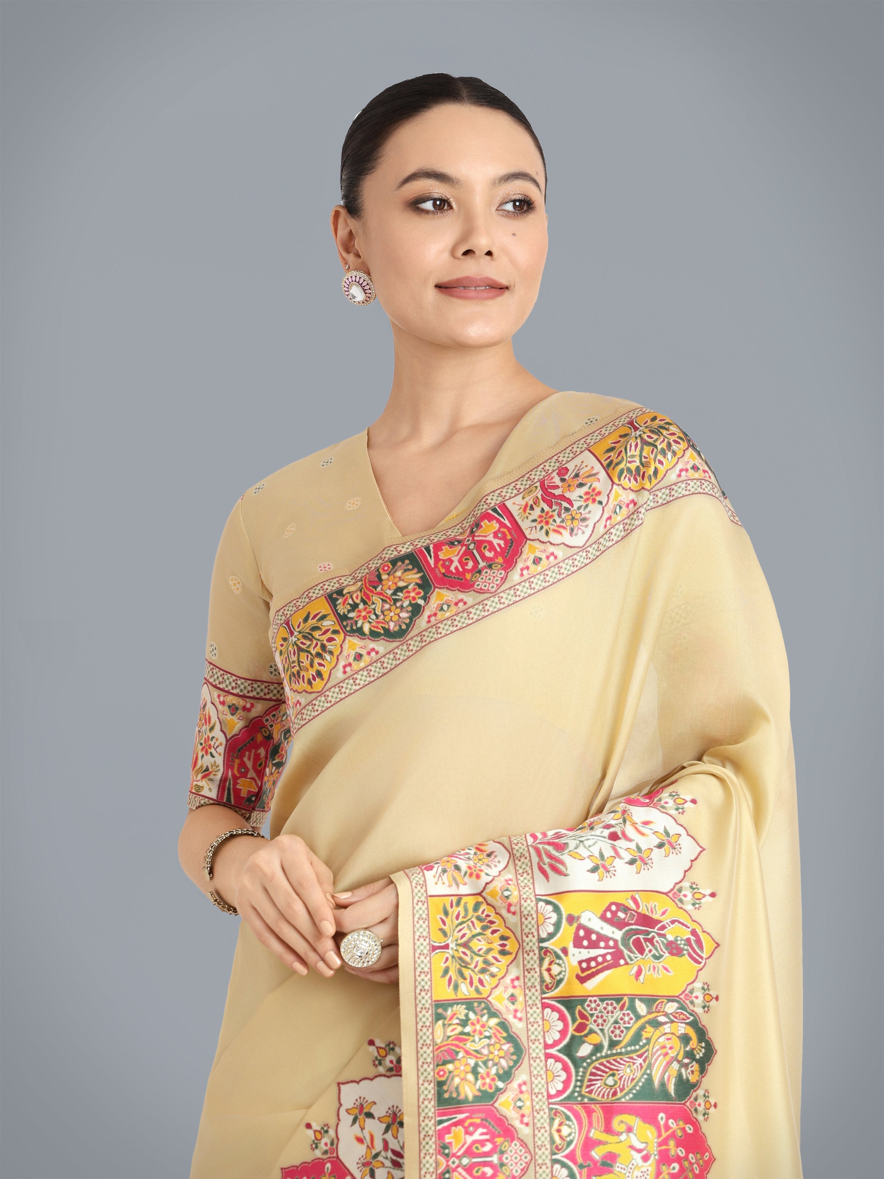 Beige Pashmina Silk Saree with Gold Zari Weave Unstitched