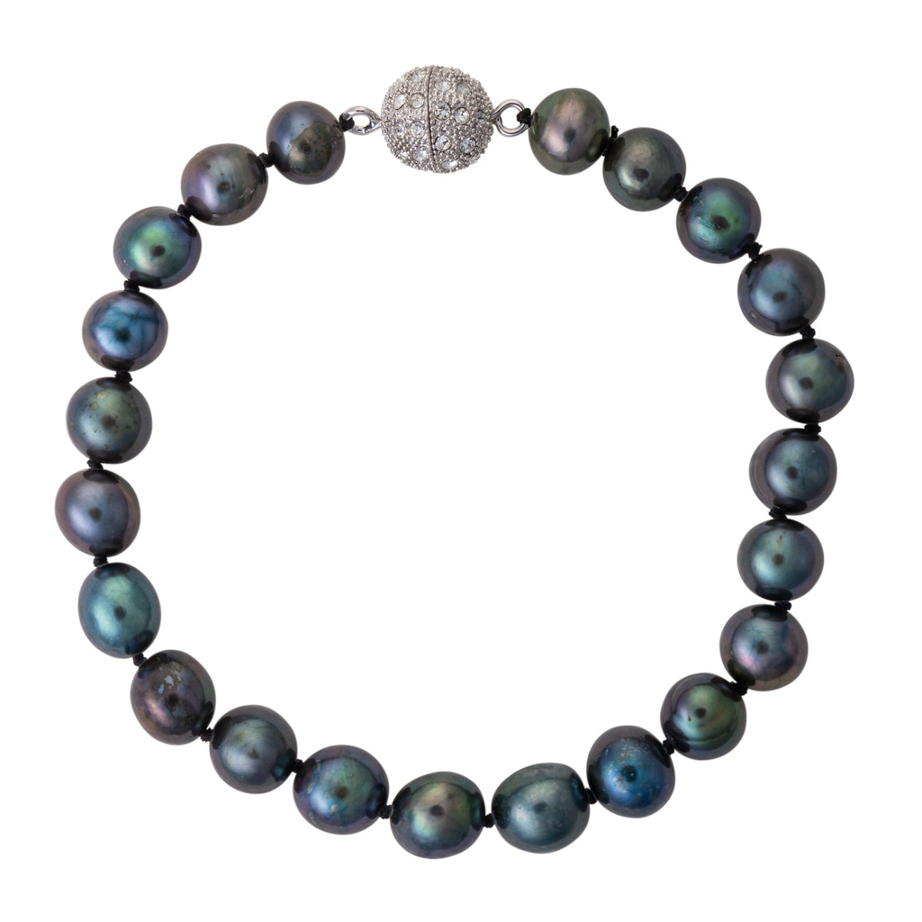 Freshwater Cultured Pearl Bracelet with Sparking Crystal Clasp - Image 2