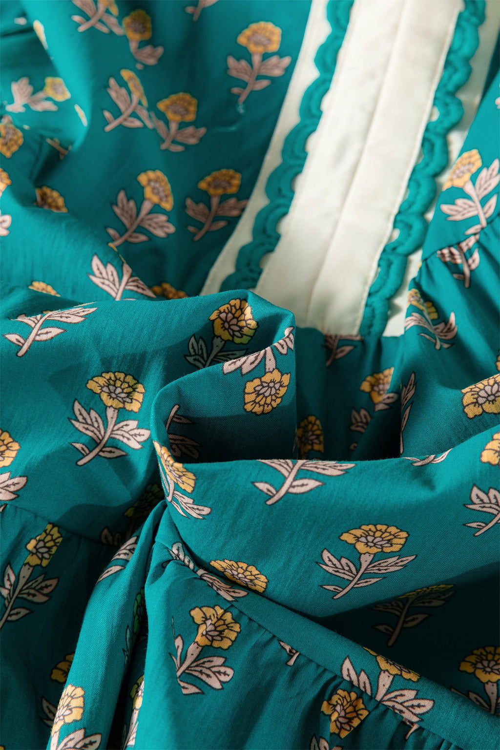 Clover Short Sleeve Floral V-Neck Dress with Contrast Trim