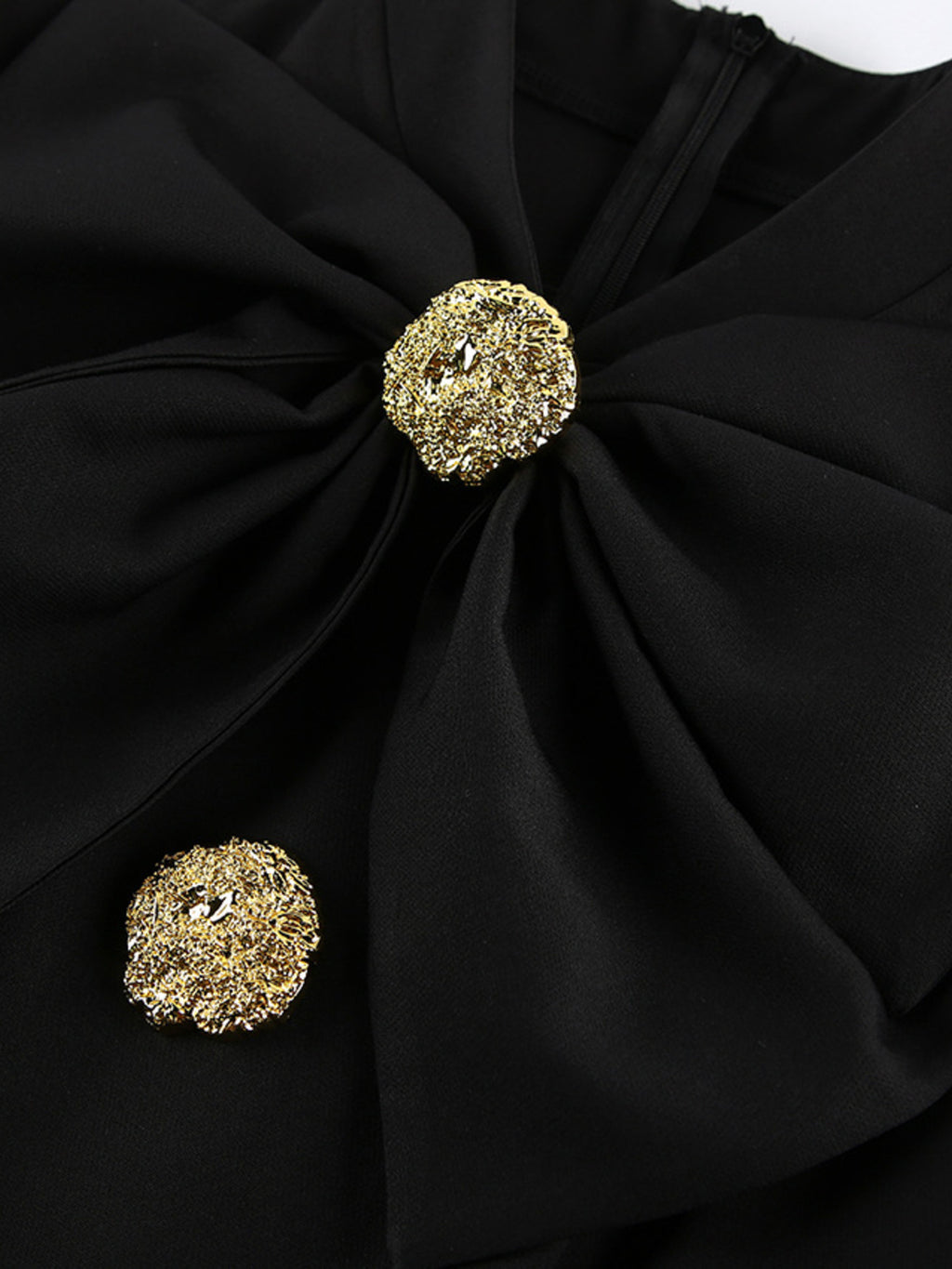 56ce3929be2b43b5803974f35dc222a2-Max