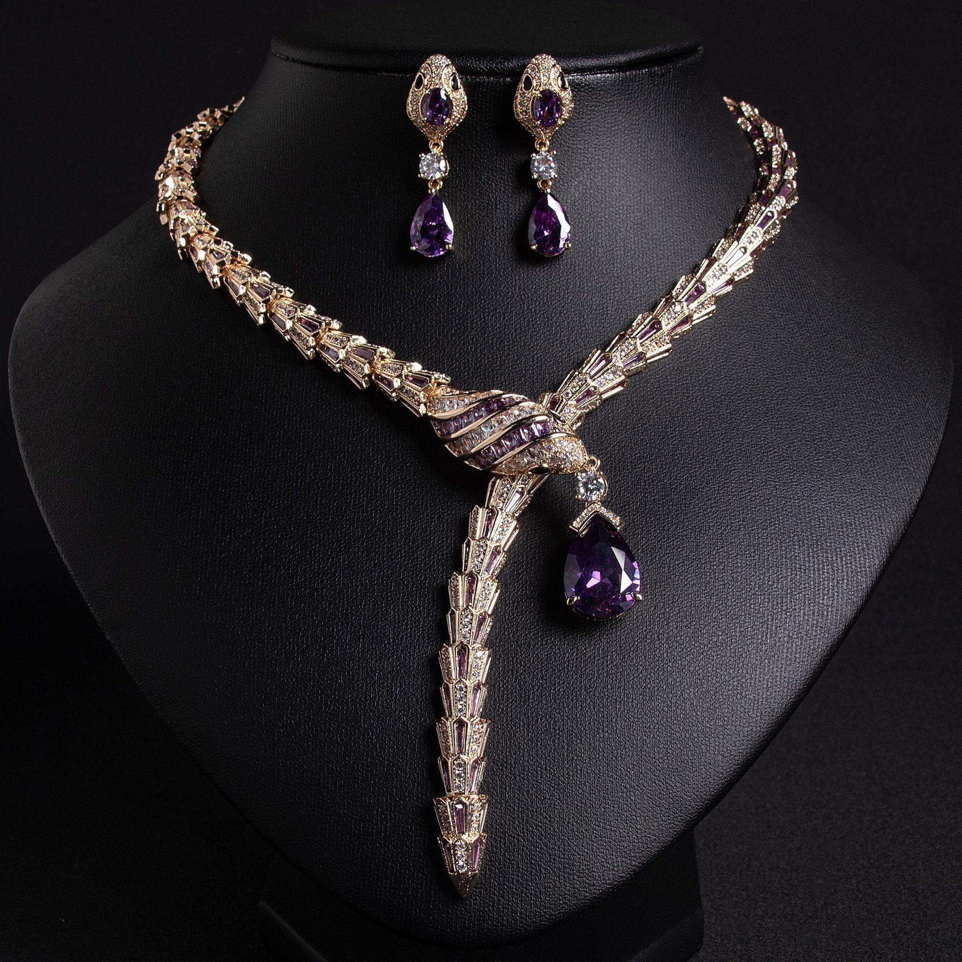18k Gold Serpent Jewelry Set in Titanium Steel