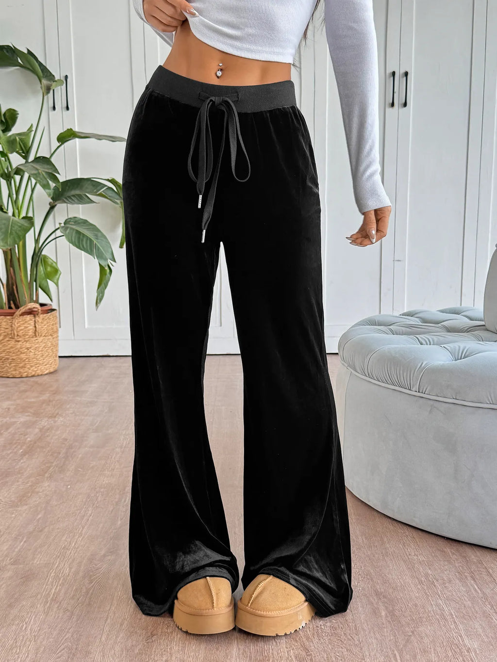 Wide-Leg Drawstring Pants