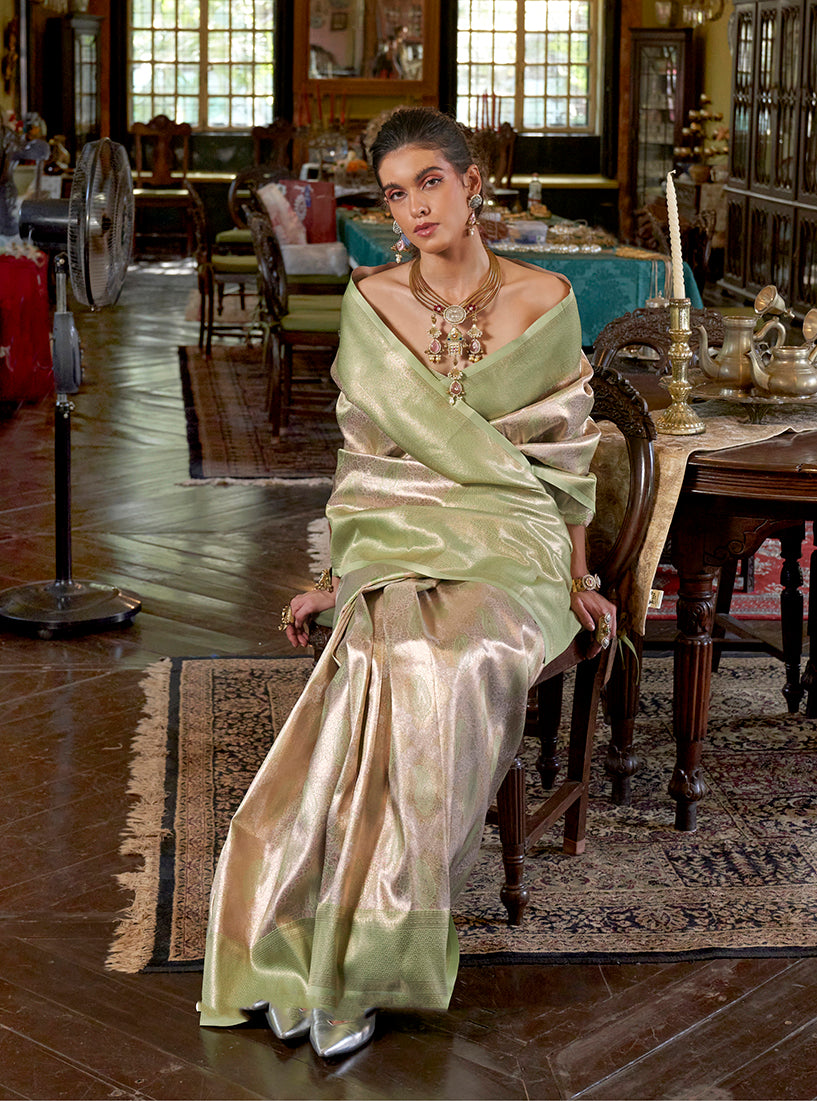 Light Green Kanjivaram Silk Blend Woven Classic Saree