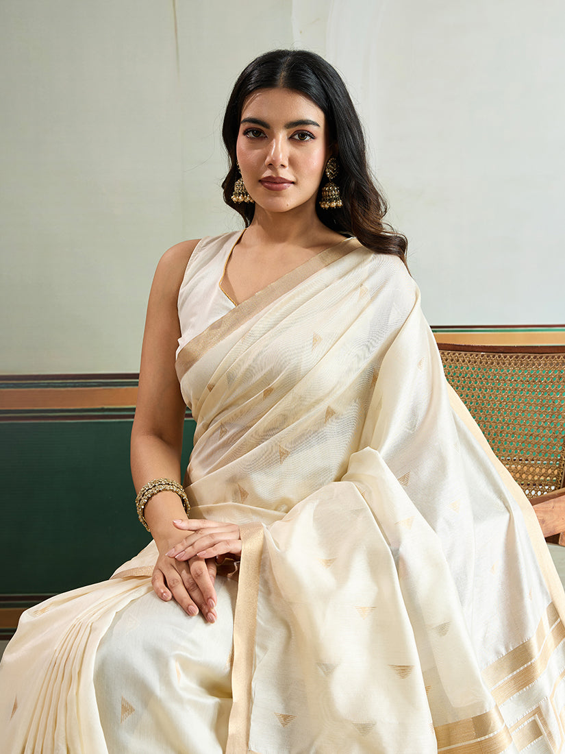 Monjolika Fashion Off White Handloom Weaving Silk Festival Wear Saree