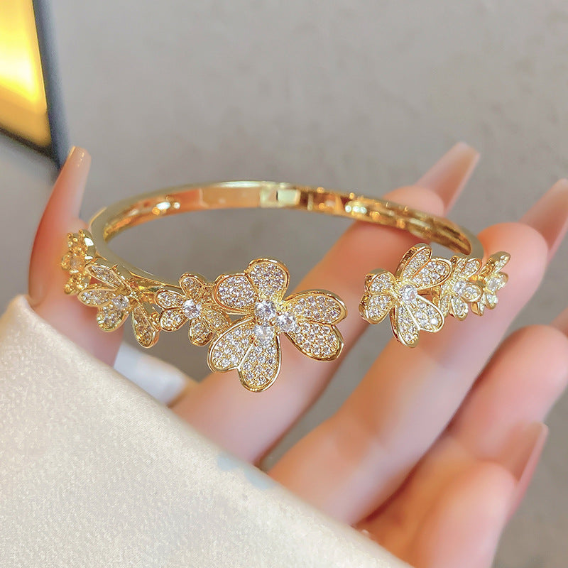 Three Flower Zirconia Open Bracelet For Women, 18K Gold, Six Flower Three-Leaf Zirconia Inlaid Bracelet, Open Bracelet