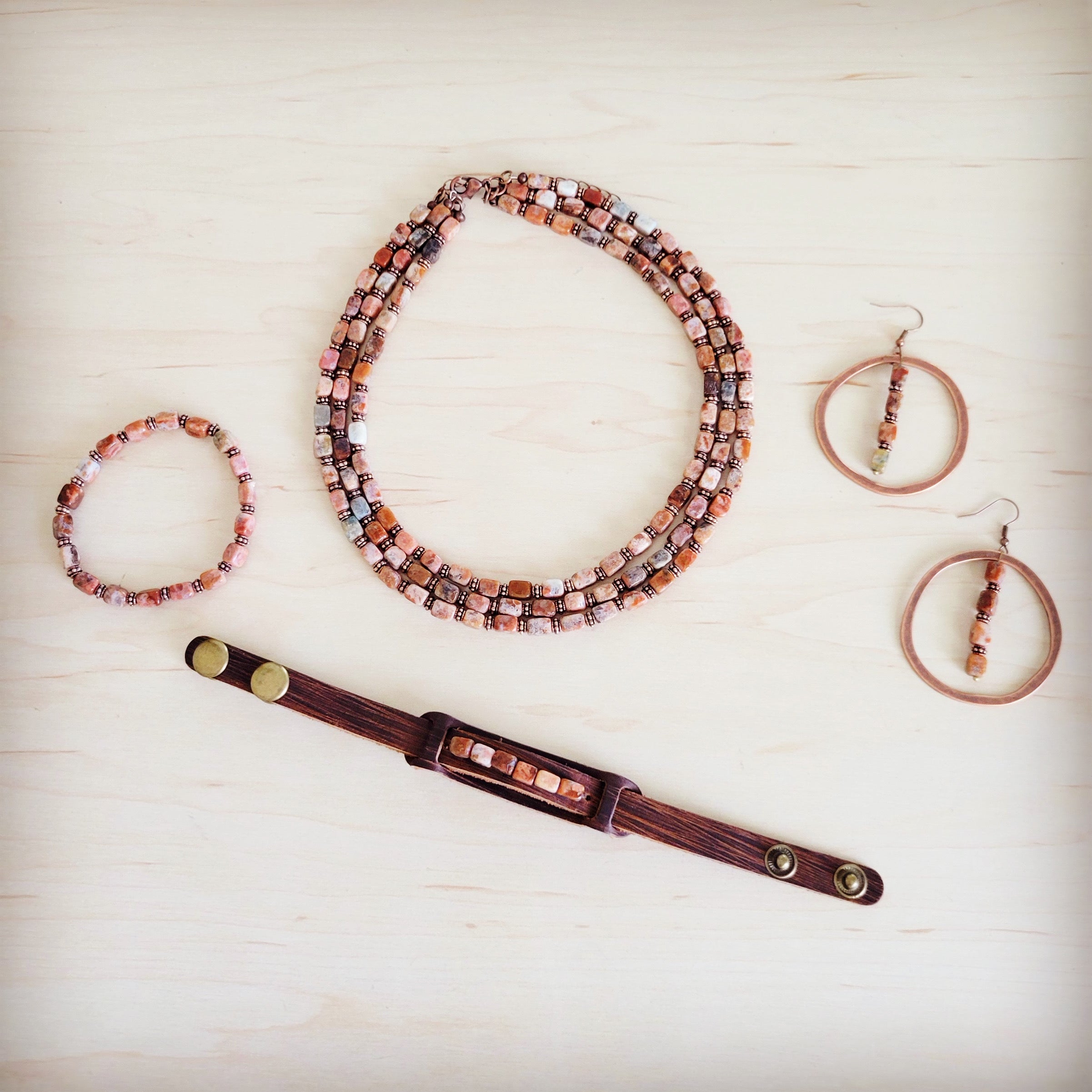 Western Copper Hoop Earrings w/ Earth Regalite 100b