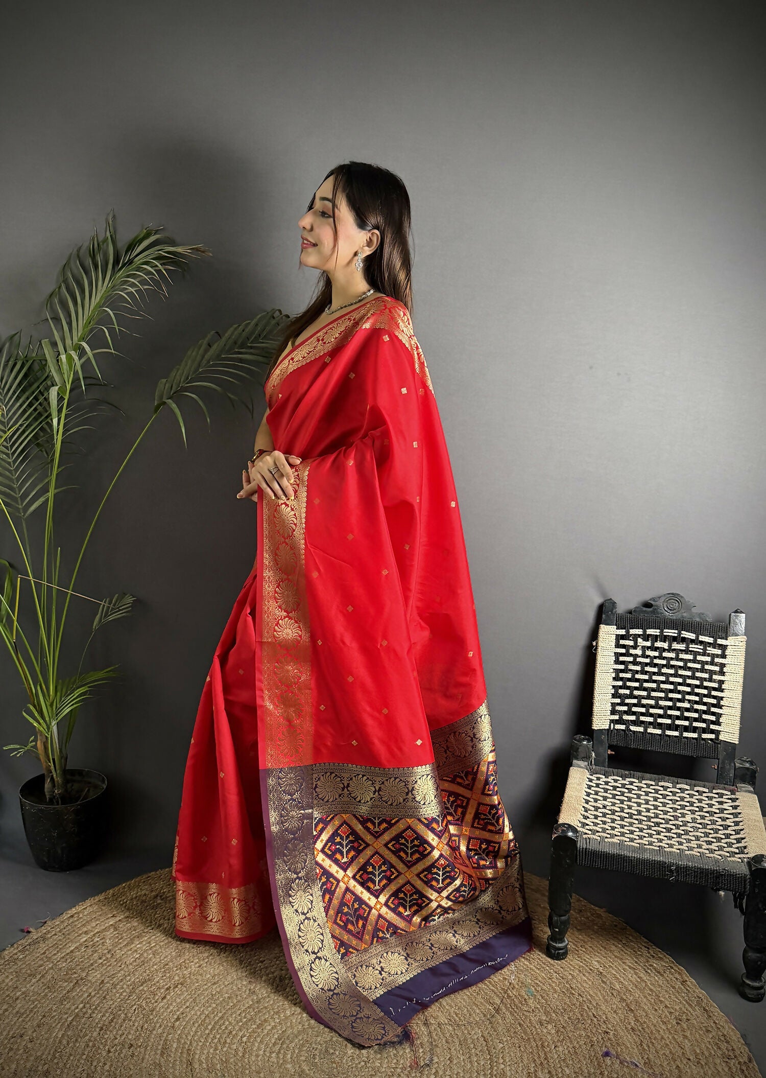Joban Fashion Red Banarasi Cotton Silk Woven Saree