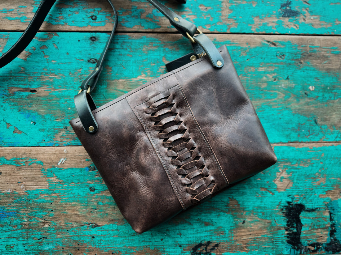 Woven Leather Crossbody Bag with Adjustable Strap - Image 4