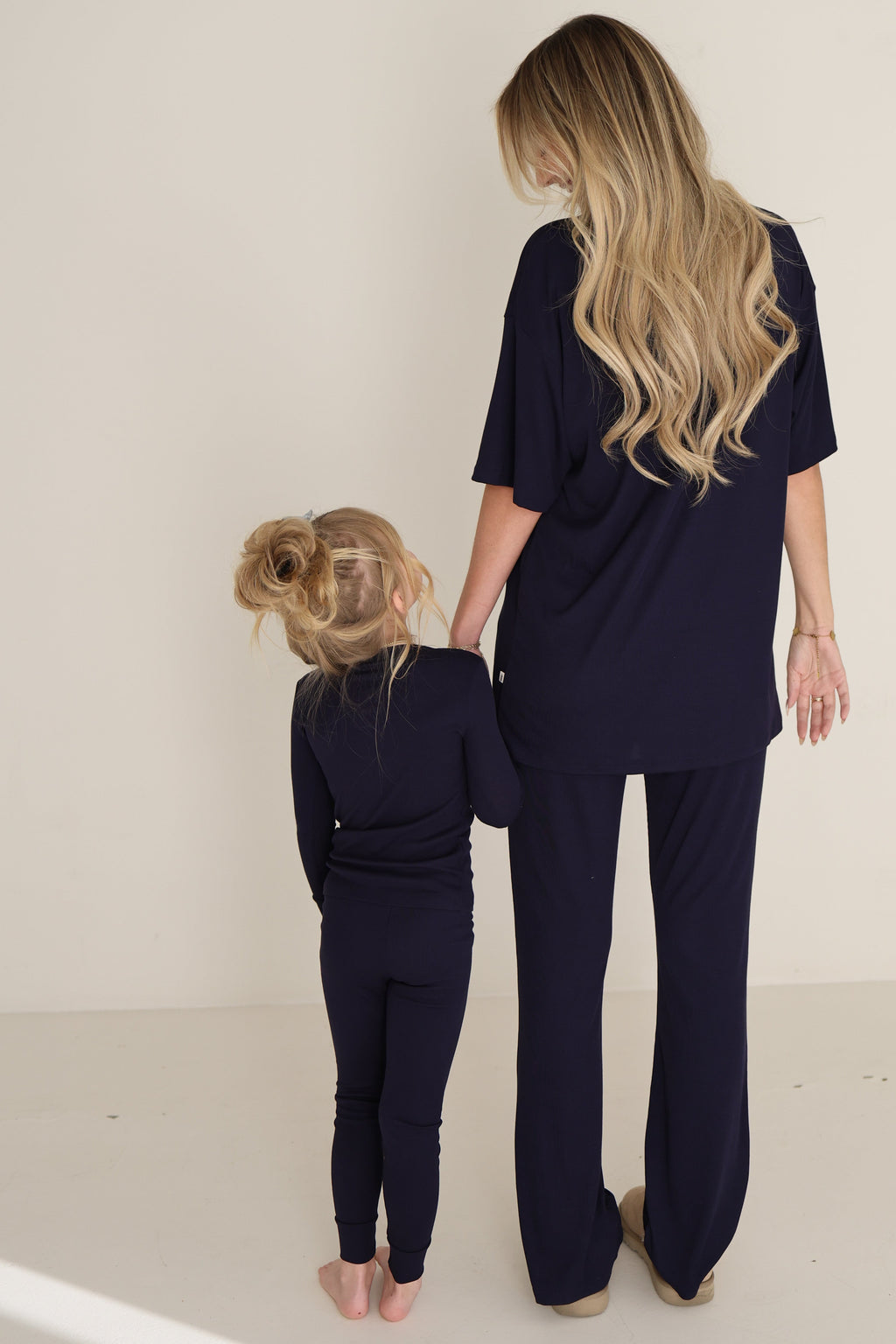 Women's Short Sleeve Ribbed Bamboo Lounge Set in Blueberry