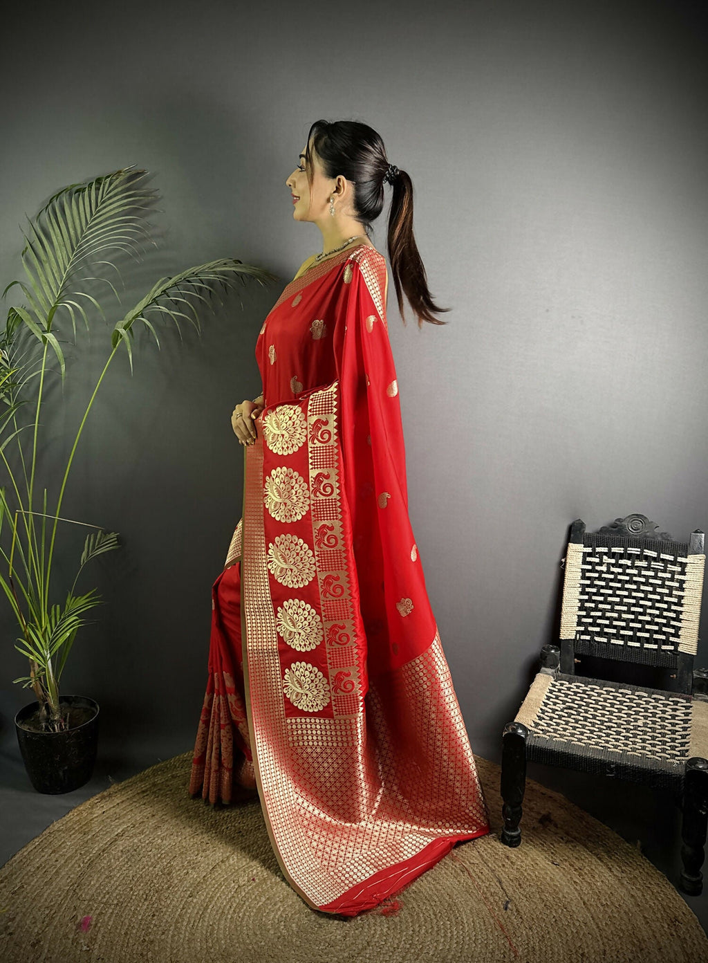 Red Banarasi Soft Lichi Silk Paisley Pattern Saree