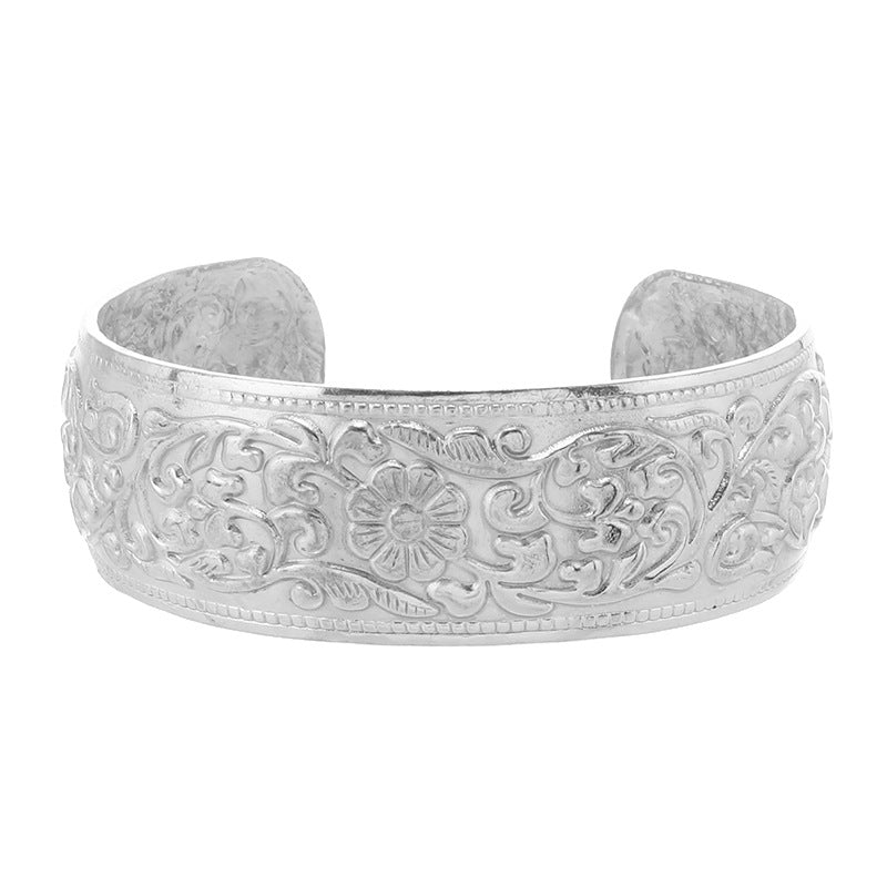 Vintage Tibetan Silver Floral and Animal Motif Cuff Bangle