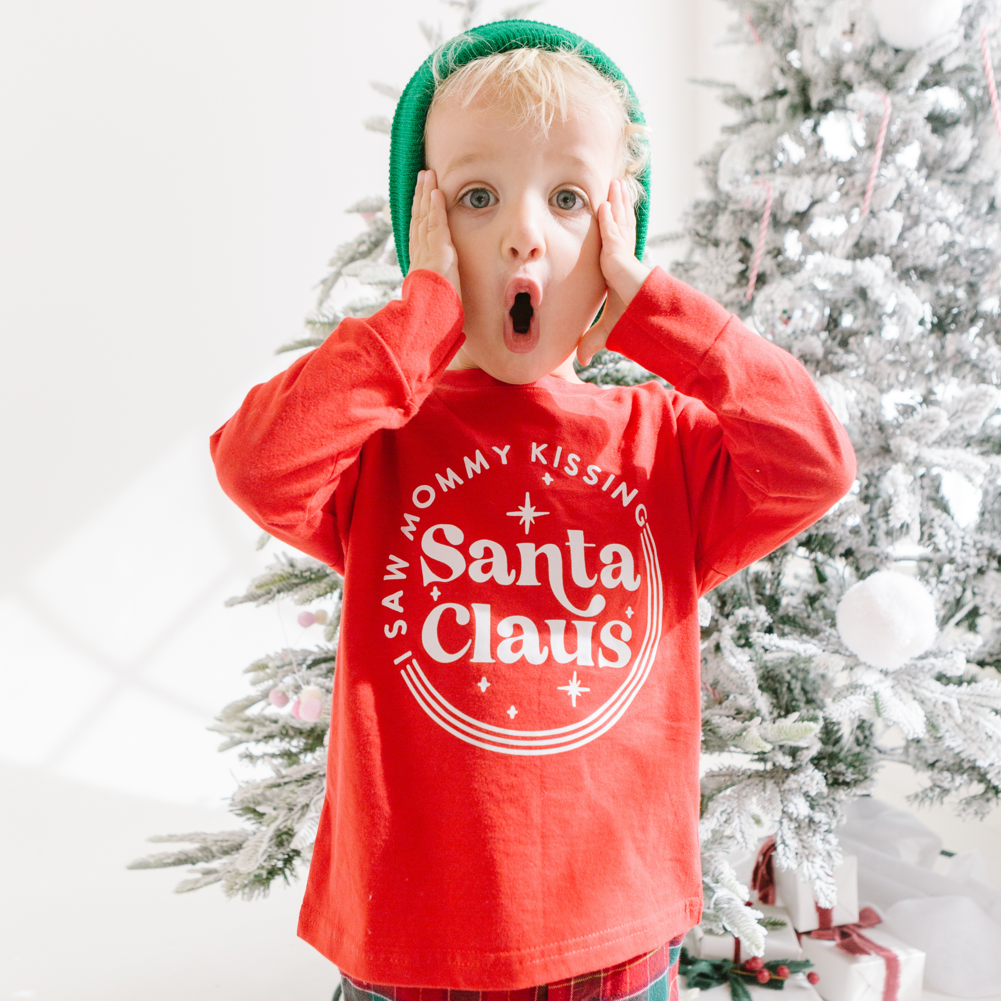 I saw Mommy Kissing Santa Claus