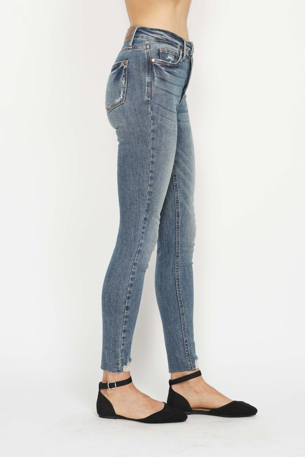 Judy Blue Tummy Control Vintage Wash Distressed Skinny Jeans