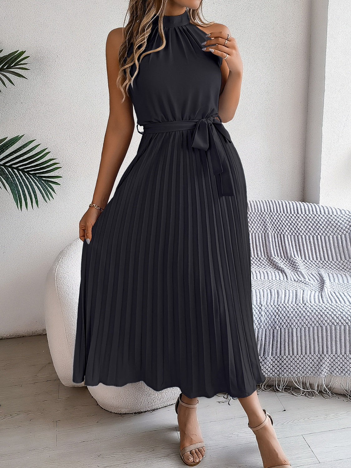 Elegant Sleeveless Midi Dress in Pink, Burgundy, and Black