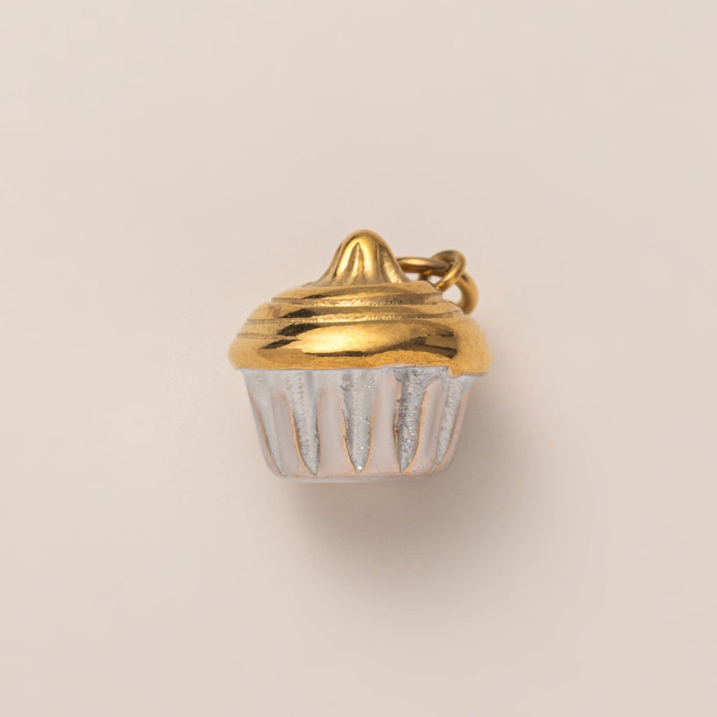 18K Gold Vacuum Plated Small Pendant Necklace