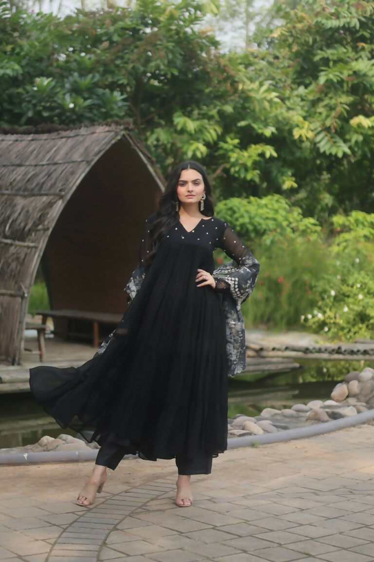 Women's Black Faux Blooming Butti Work Kurta Set with Dupatta