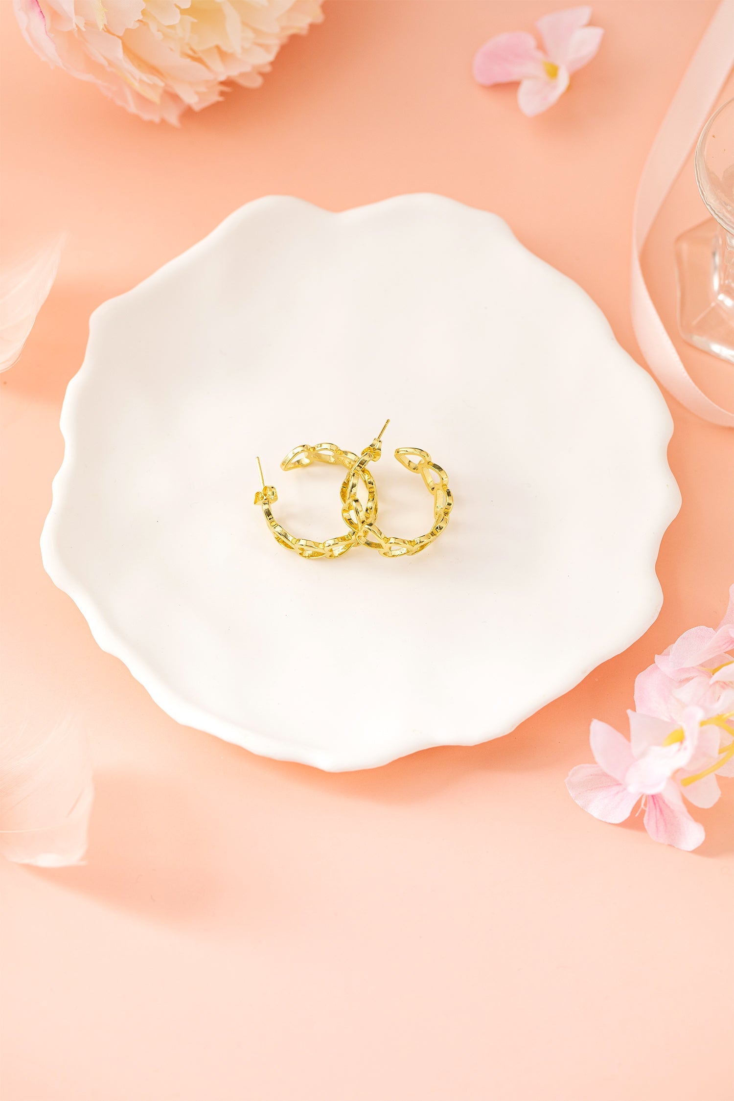 Lavender Link Hoop Stud Earrings