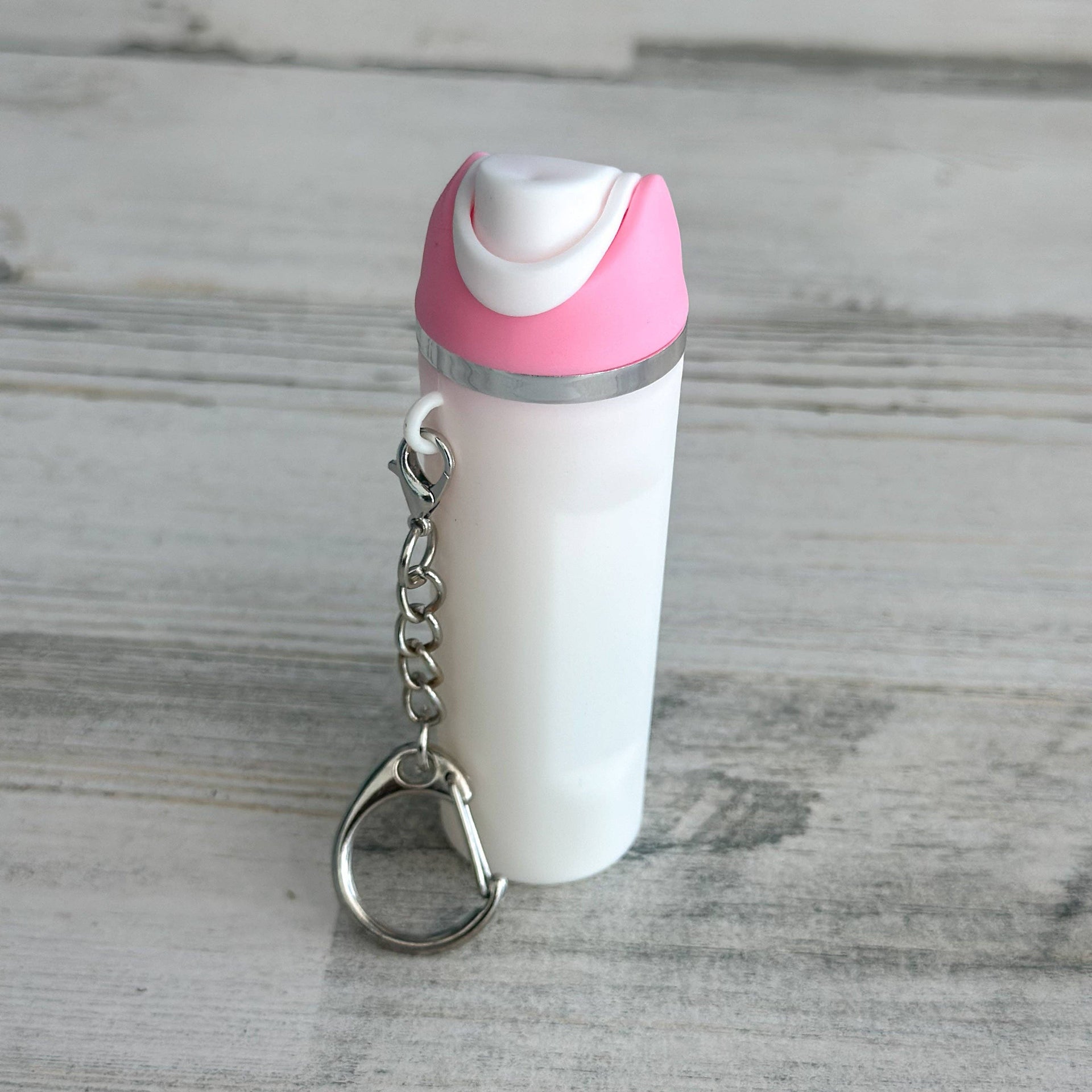 Mini Owalla Keychain in white