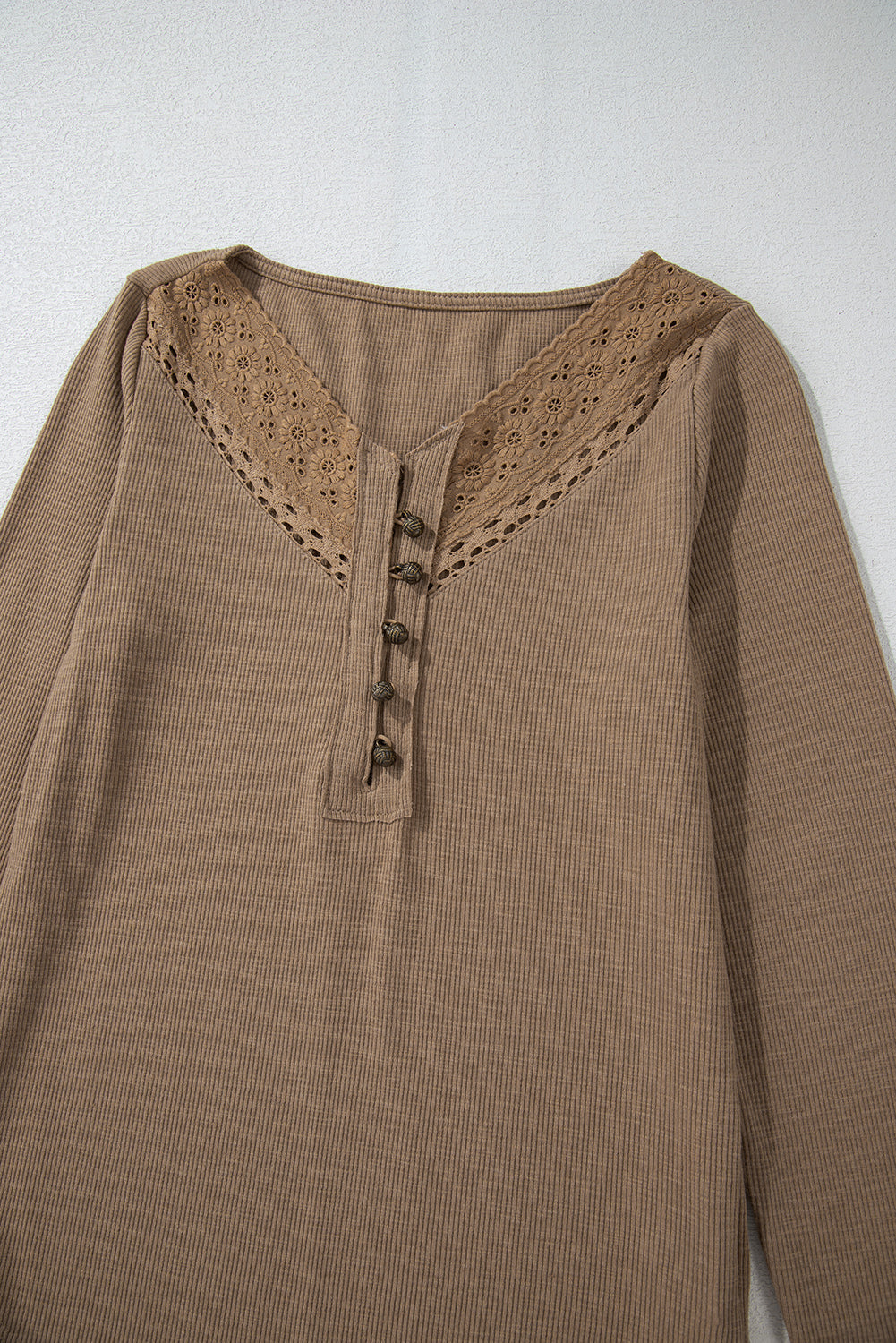 Khaleesi anglaise Broider Ribbed Long Sleeve Top