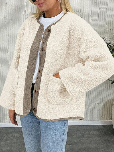 Women's Cozy Sherpa Fleece Button Up Jacket with Functional Pockets