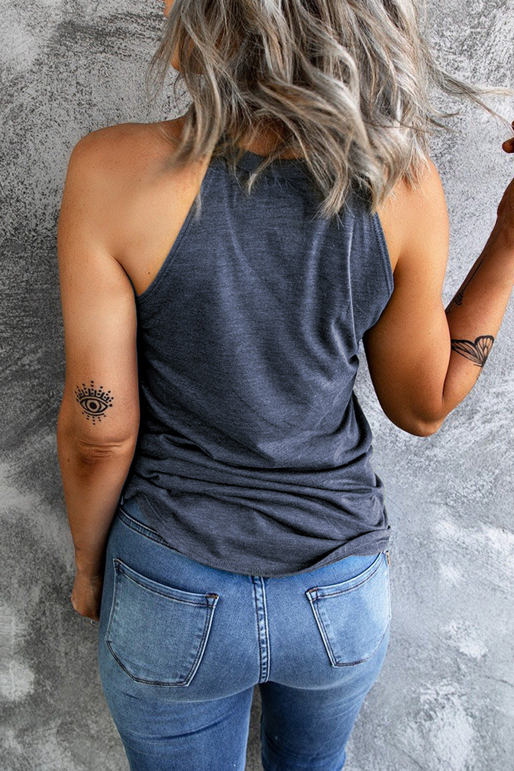 Charcoal Grey Graphic Bow Print Round Neck Sleeveless Tank Top - Image 3
