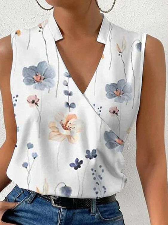 Women's Floral Digital Print Sleeveless V-Neck Summer Blouse - Image 5