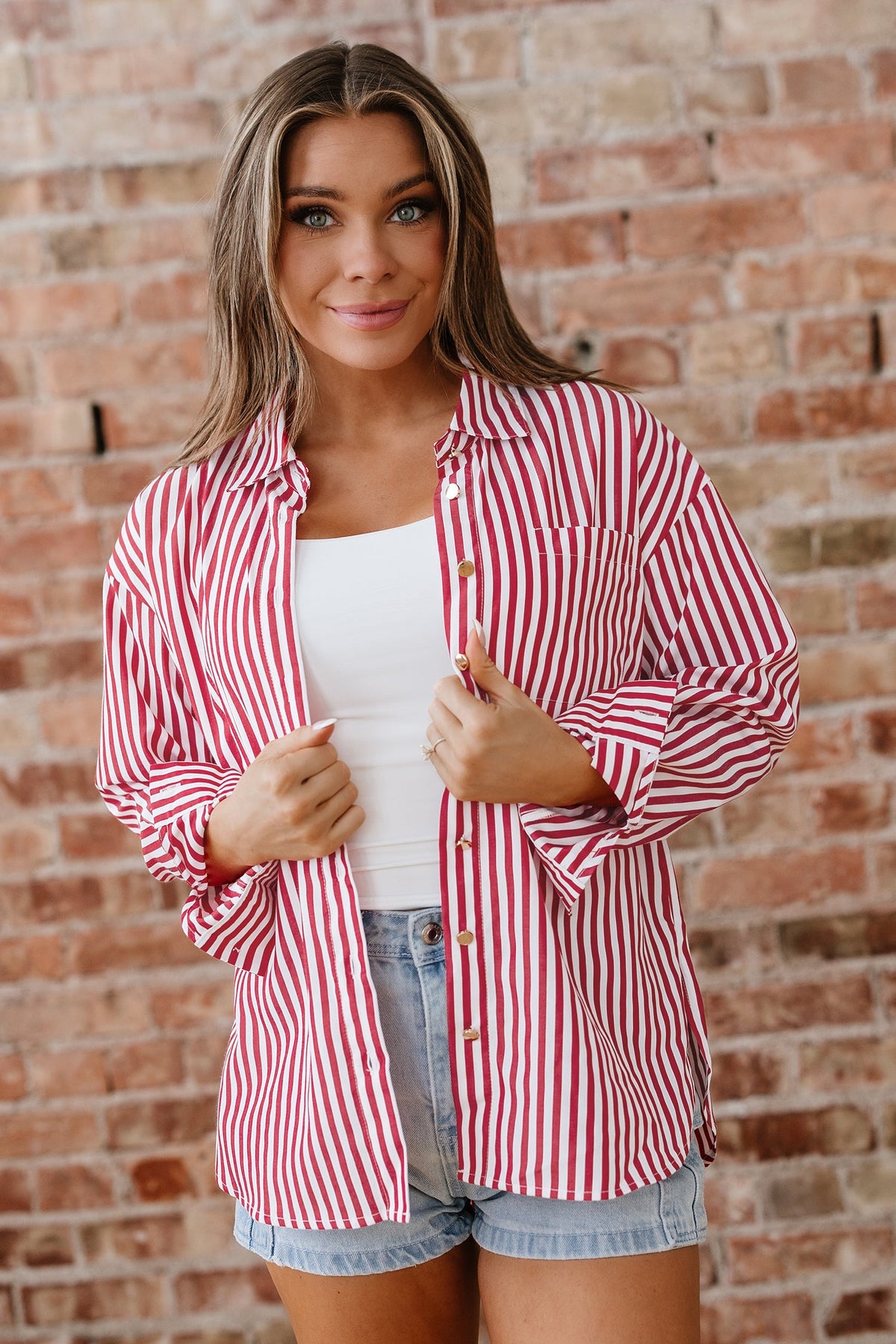 Stripe Patch Pocket Side Slit Buttoned Shirt
