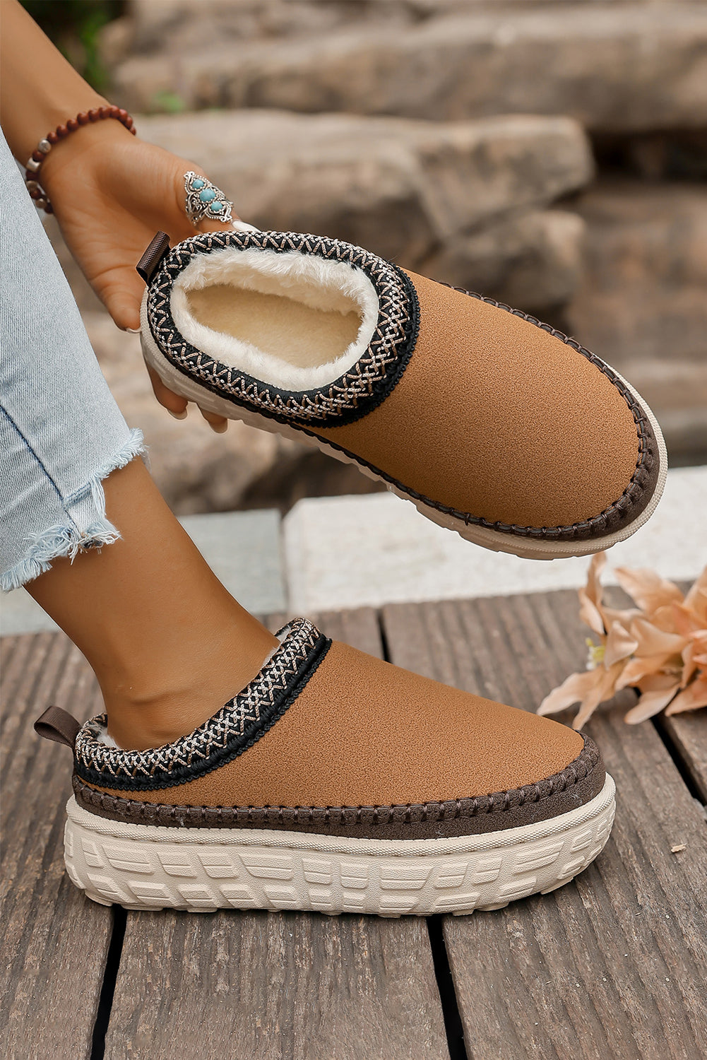 Black Plush Winter Clog Slippers | Suede Contrast Stitch