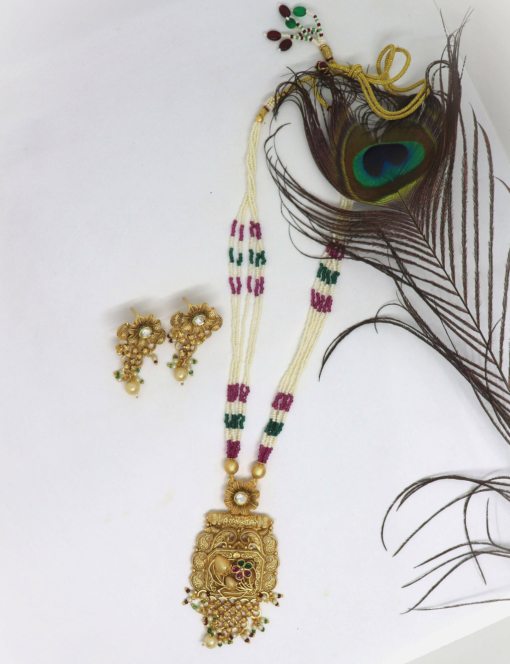 Joban Fashion White & Maroon & Green With Rajwadi Polish Necklace Set