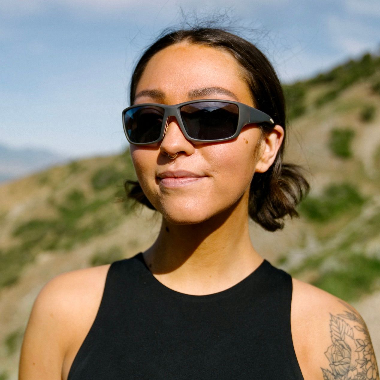 Yosemite Sport Sunglasses in Black with Polarized Grey Nx14 Lenses
