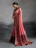 Peach Kanjivaram soft silk saree featuring Kadiyal pattern and Meenakari pallu