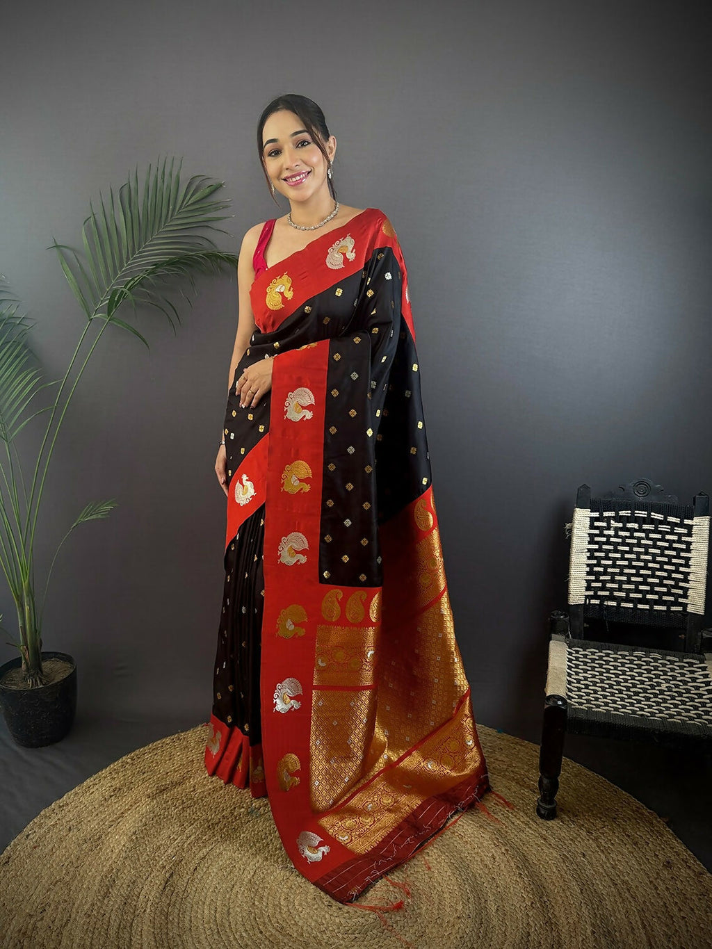 Joban Fashion Maroon Butti Banarasi Silk Sarees
