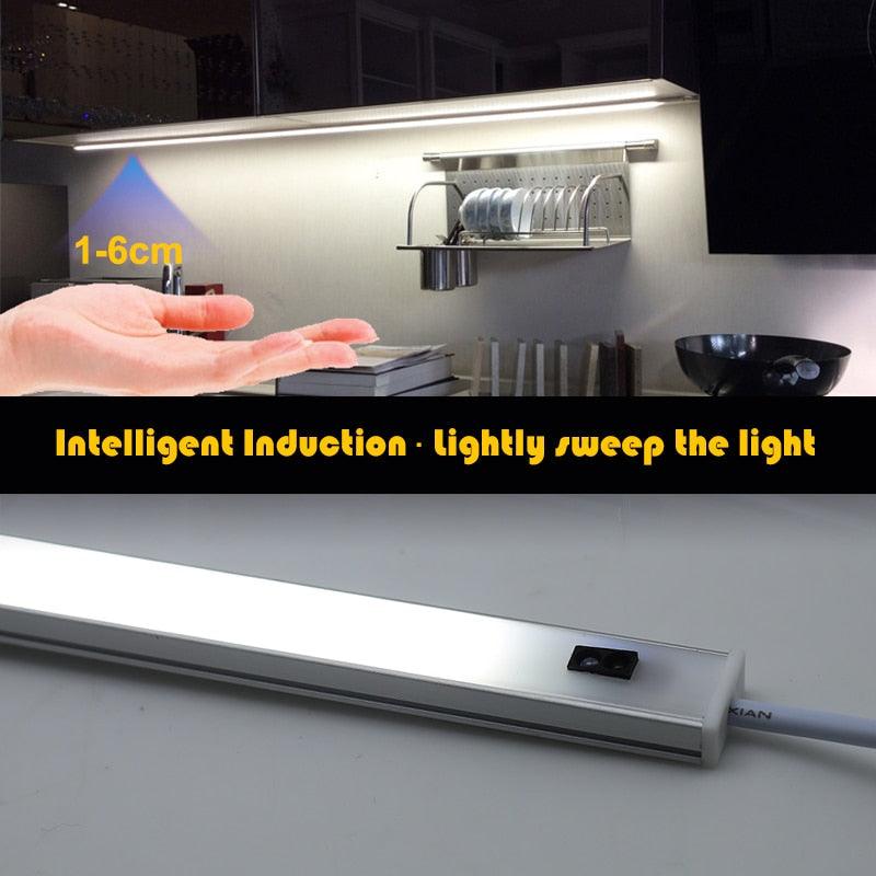 Motion Sensor LED Desk Lamp with 30s Auto-Off Delay
