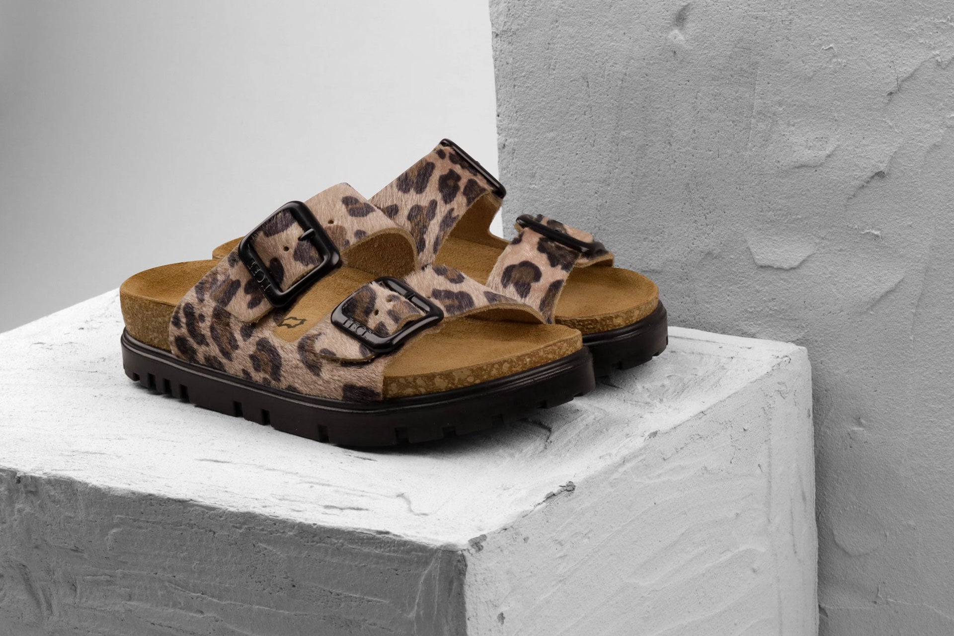 Women's Leather Sandal with Adjustable Buckles and Cork Footbed - Image 4