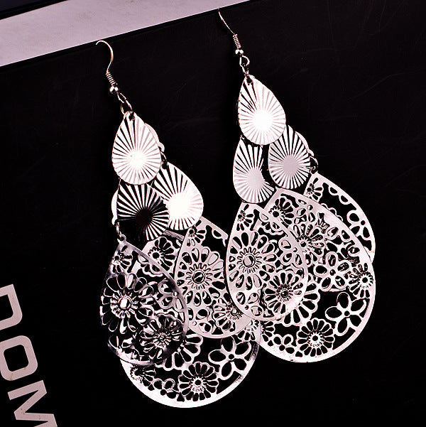 Court Hollow Multi-level Flower Retro All-match Earrings